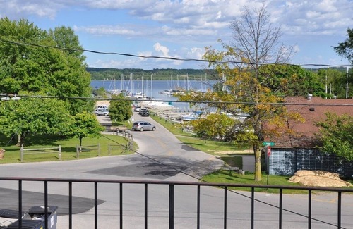 Suttons Bay Apartamento | Suttons Bay, frente a Marina Park / Beach / By bodegas, Cervecería / Beautiful Sunrise