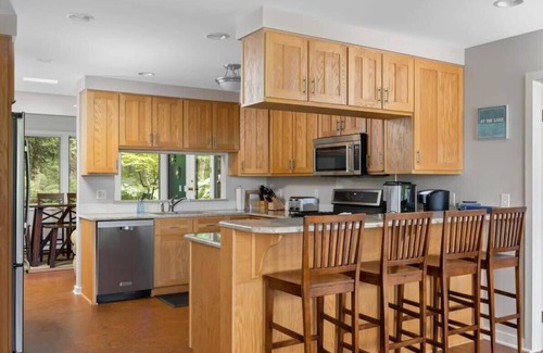 Suttons Bay Casa | Suttons Bay Beach House Private Beachfront