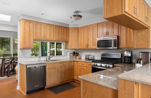 Suttons Bay Casa | Suttons Bay Beach House Private Beachfront