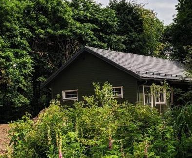 Kurtuvenai Casa | Svečių namelis KNYGŲ NAMAS