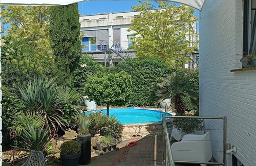 Burgsteinfurt Apartamento | Svens-appartement die Alternative zum Hotel, Pool, Mediterraner Garten