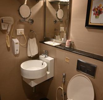 Kakinada Hotel | SVN GRAND