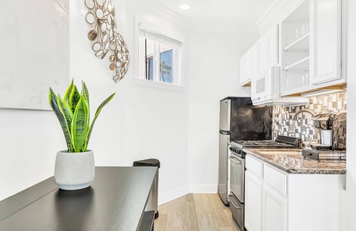 Hermosa Beach Hotel | SW Beach Hotel