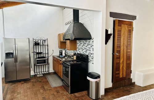 West Old Town Condominio | SW Style Residence in Old Town Close to Hotel ABQ