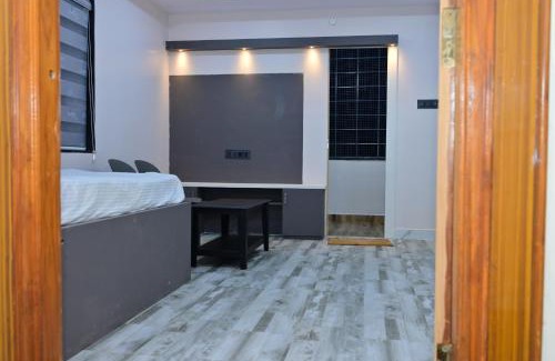 Visakhapatnam Apartamento | Swagan Home Stays Air Conditioned Deluxe ONE BED ROOM Studio Apartment