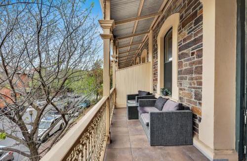 Adelaide Central Business District Casa | Swainson on Carrington