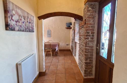 Whitland Casa | Swallow Cottage