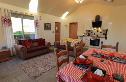 Carnforth Casa | Swallow cottage, Over Kellet