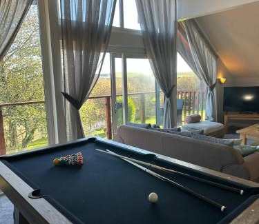 Winnard's Perch Complejo | Swallow Lodge with Hot Tub, dogs welcome sleeps 8, Great resort Facilities