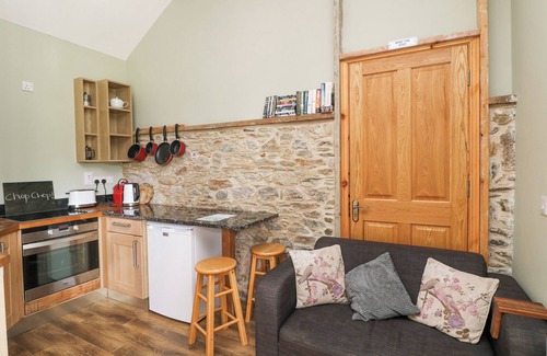 Tacumshane Cabaña | SWALLOW'S NEST, pet friendly in Tacumshane, County Wexford
