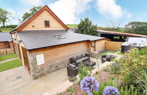 Montgomery Casa | Swallows Rest