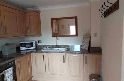 Allonby Cabaña | Swallows Rest - Scenic Cottage with Stunning Views