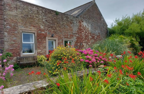 Allonby Cabaña | Swallows Rest - Scenic Cottage with Stunning Views