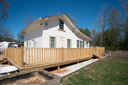 Travelers Rest Hotel | Swamp Rabbit Inn Travelers Rest