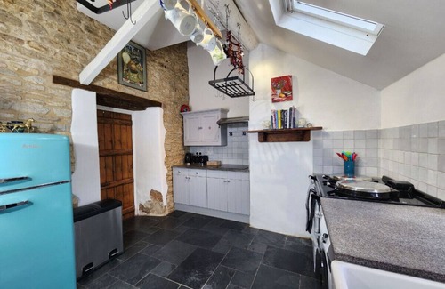 Kidlington Casa | Swan Cottage, 2-Bedroom, Canal View, Parking, Wifi, Oxford