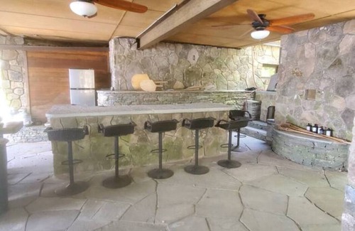 Swan Lake Casa | Swan Lake paradise with amenities galore