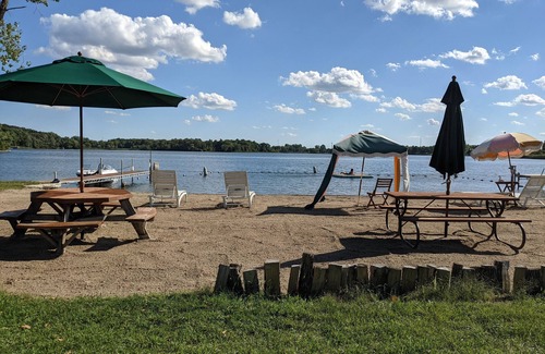 Fergus Falls Cabina | Swan Lake Resort & Campground - Lakeside Cabin #3
