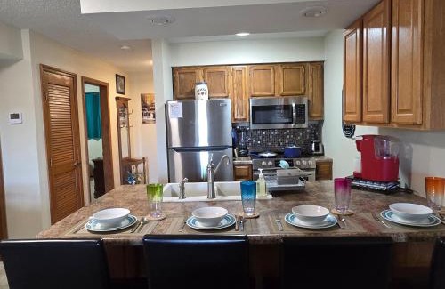 Notch Estates Apartamento | Swan's Woodland Getaway Condo