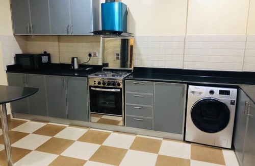 Manama Apartamento | Swan Towers centrally located at heart of popular Juffair. near to Grand Mosque