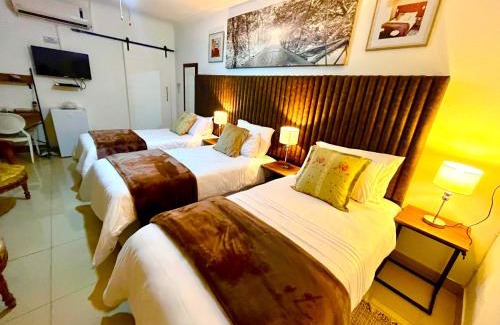 Rustenburg Casa | Swane’s guesthouse