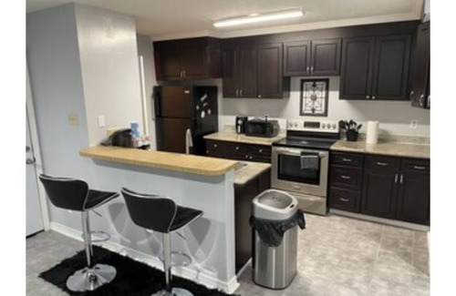 Tall Timbers - Brechtel Casa | Swanky New Orleans House with lots of space 5mins from downtown