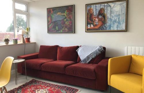 Uckfield Apartamento | Swanky & Spacious Luxury 3 Bed