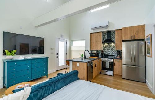 Hillcrest Apartamento | Swanky Studio in Vibrant Hillcrest
