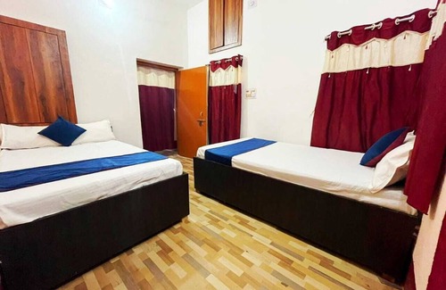 Deoghar Hotel | Swastik Hotel
