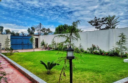 Mingora Apartamento | Swat Hilton Guest House by Khan Familia