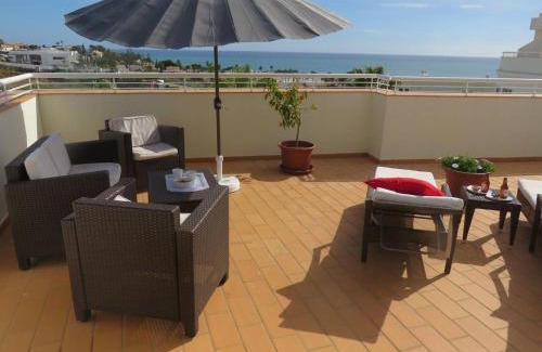 Porto de Mos Apartamento | Sweden Apartment - Top Floor one bedroom with sea views - RS