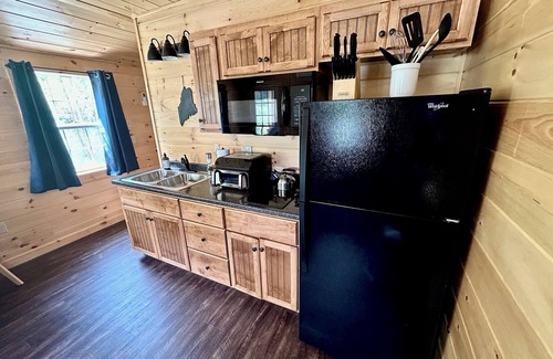 Dedham Cabina | Sweet 1BR Brand New Waterfront Acadia Cottage @ Jenkins Beach