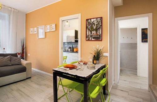 Affori Apartamento | Sweet Chloe Milano Apartamento con balcón y Wi-Fi