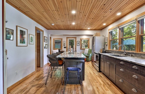 Forest Dale Casa | Sweet Cottage at Fern Lake – Cozy Lakefront Retreat with Private Dock & Kayaks