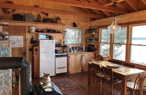 East Boothbay Casa | Sweet cottage on the water with amazing views!