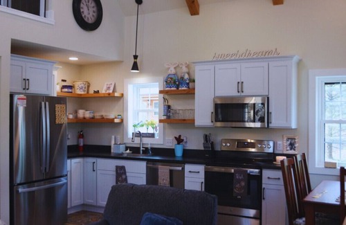 Millersburg Cabina | Sweet Dreams at Water's Edge Cabins