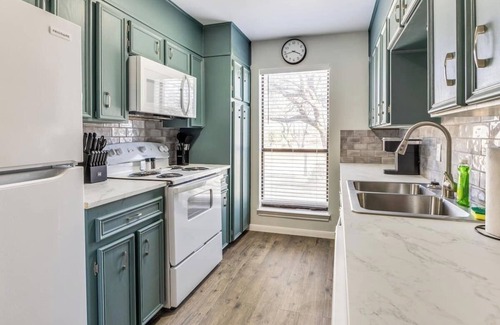 Georgetown Casa | Sweet Dreams in Georgetown, TX -pets-long stays- private office