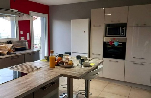 Saint-Leger-sous-Cholet Casa | Sweet Home 25 min from Puy du Fou