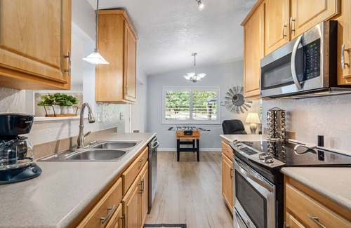 Groveland Casa | Sweet Haven - Home with EV Charger near Yosemite by RedAwning