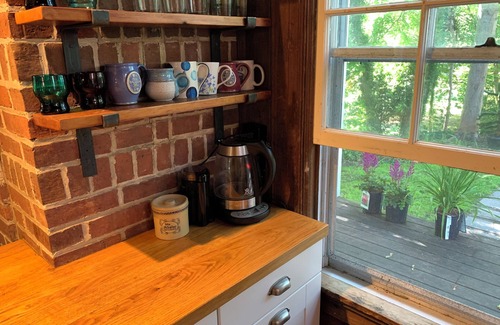 Yarmouth Port Cabaña | Sweet historic cottage on Cape Cod's north shore near beaches, pond, restaurants