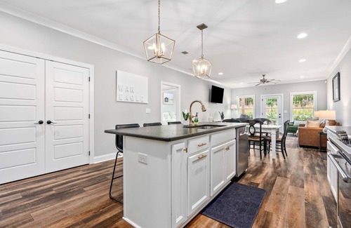 Auburn - Opelika Casa | Sweet Home Auburn - Townhome minutes to campus!