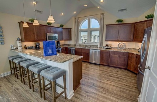 Buck Island Casa | Sweet Home Carolina | Piscina Privada, Tina Caliente | 1750 pies de la playa | Corola