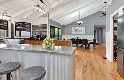 Ellalong Casa | Sweet Leaf Heavenly Hideaway Family Retreat