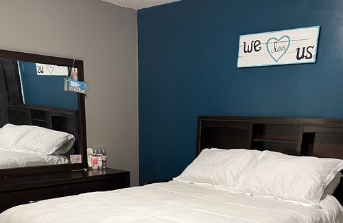 Manchester Casa | Sweet little house perfect for a family or small group
