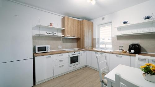 Tractorul Apartamento | Sweet memories Apart Coresi 1