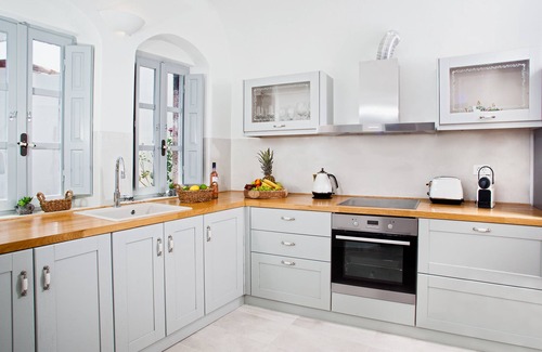 Pyrgos Villa | Sweet Nectar Villa