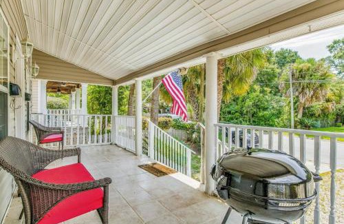 South Pensacola Casa | Sweet on Strong Street - Unit B