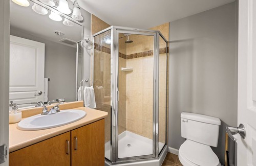 Quathiaski Cove Condominio | Sweet Peaks Prime location , True ski in ski out Bear Lodge