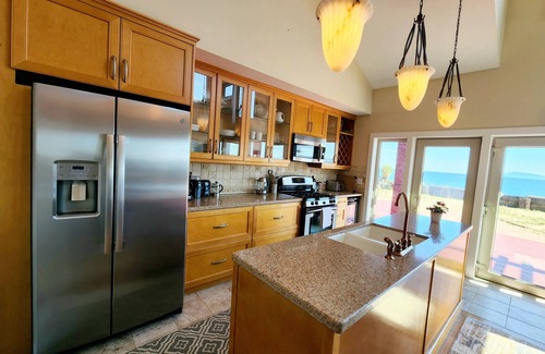 Whatcom County Casa | Sweet Point on South Beach
