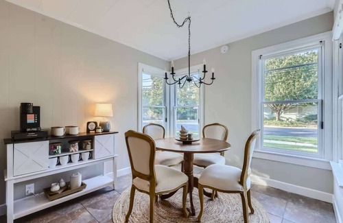 Georgetown Casa | Sweet Sage Cottage in Old Town Close to the Square