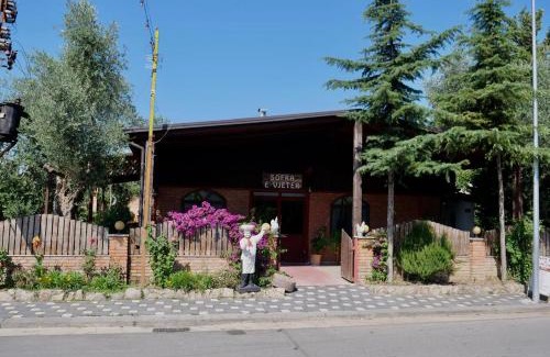 Kamez Cama Y Desayuno | Sweet Spot for Couples